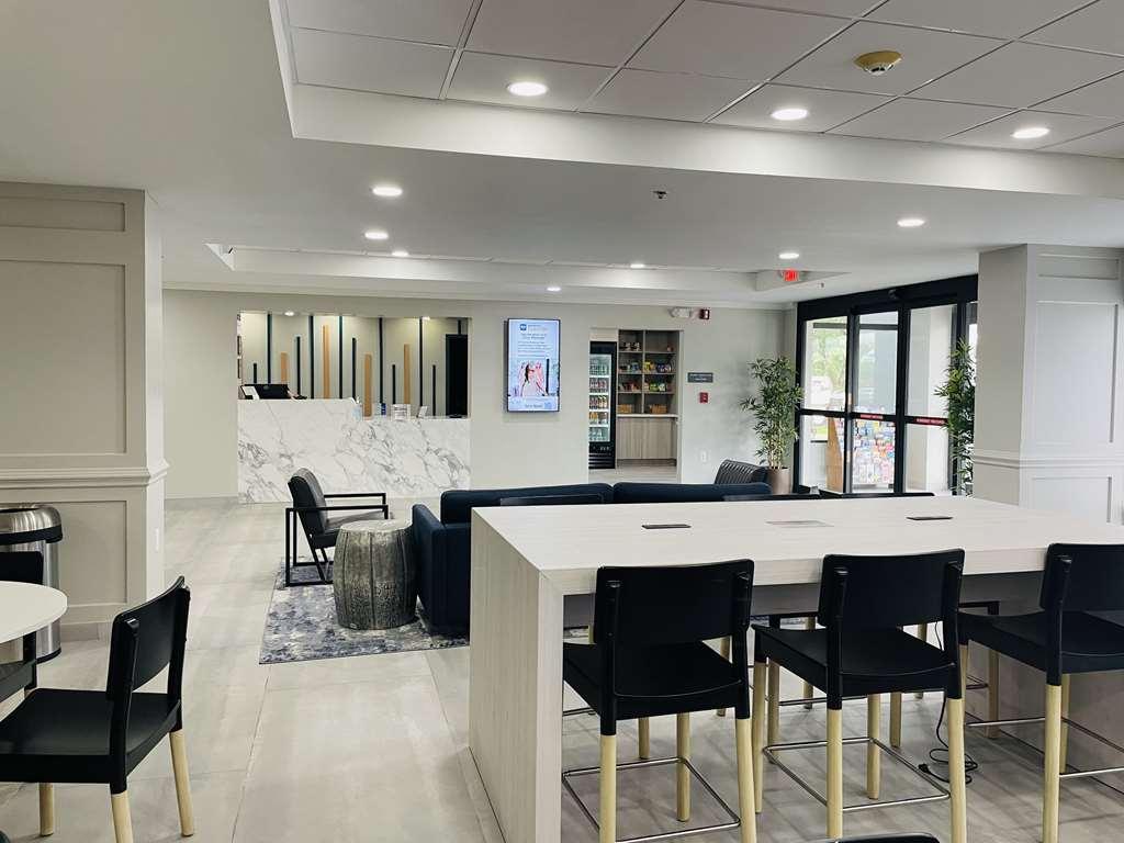 Best Western Plus Sugar Land/Stafford Dalaman gambar